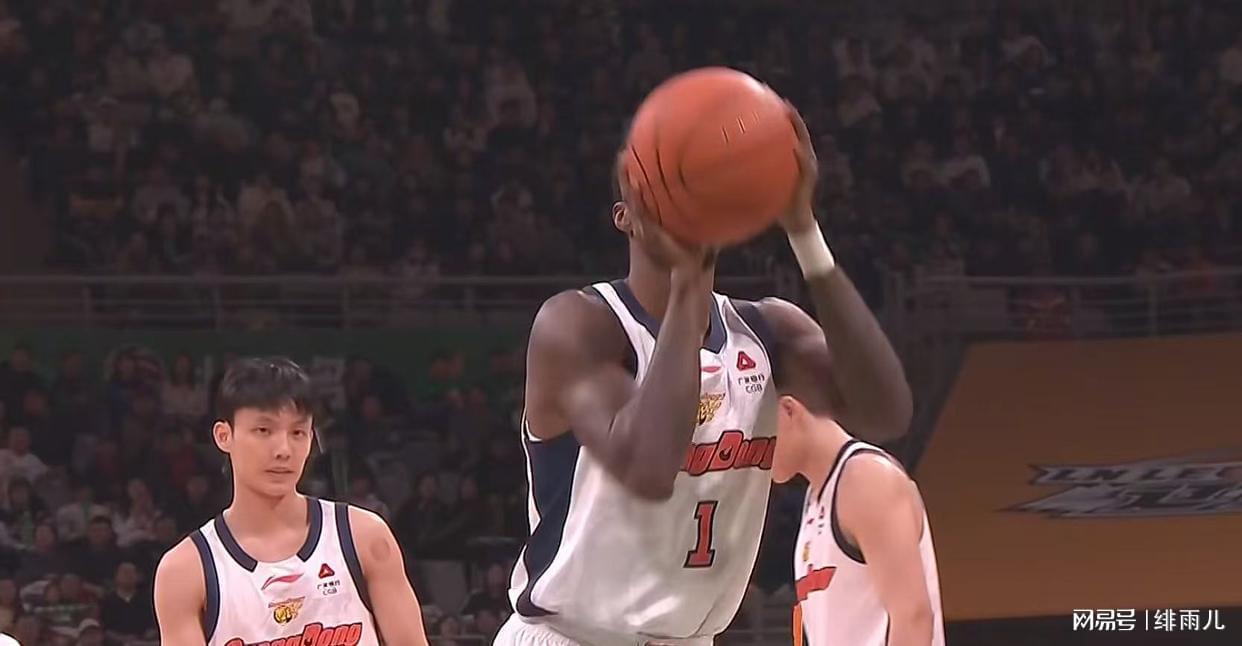 betway必威-朱芳雨赌对了！广东“新王炸”确认到位，这可是杜锋的争冠法宝！