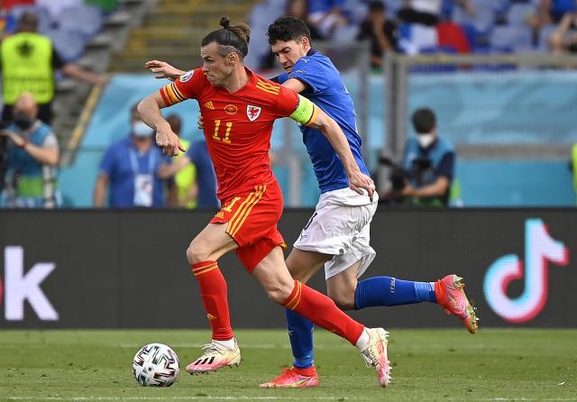 1624238666790085576.jpg Bastoni-Wales-Bale.jpg